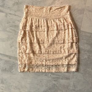 Lily White  Ivory blush layered lace skirt  Size L Juniors   NWOT